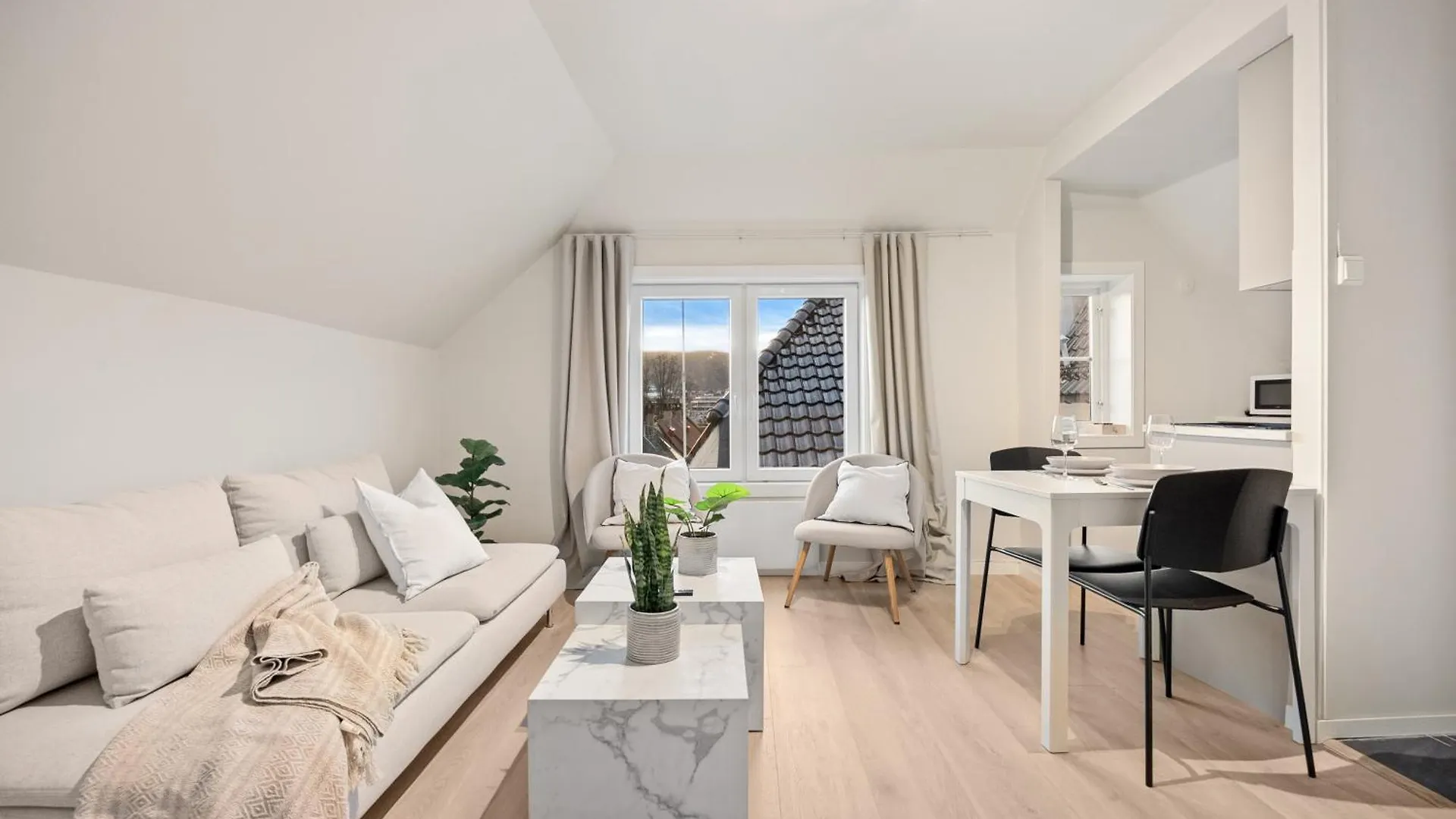 View To Bryggen - Renovated Dec 24 - Historic Cobblestone Street Daire Bergen Norveç
